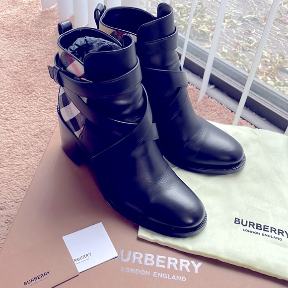 Burberry Shoes - Burberry Pryle Equestrian Check Ankle leather Booties